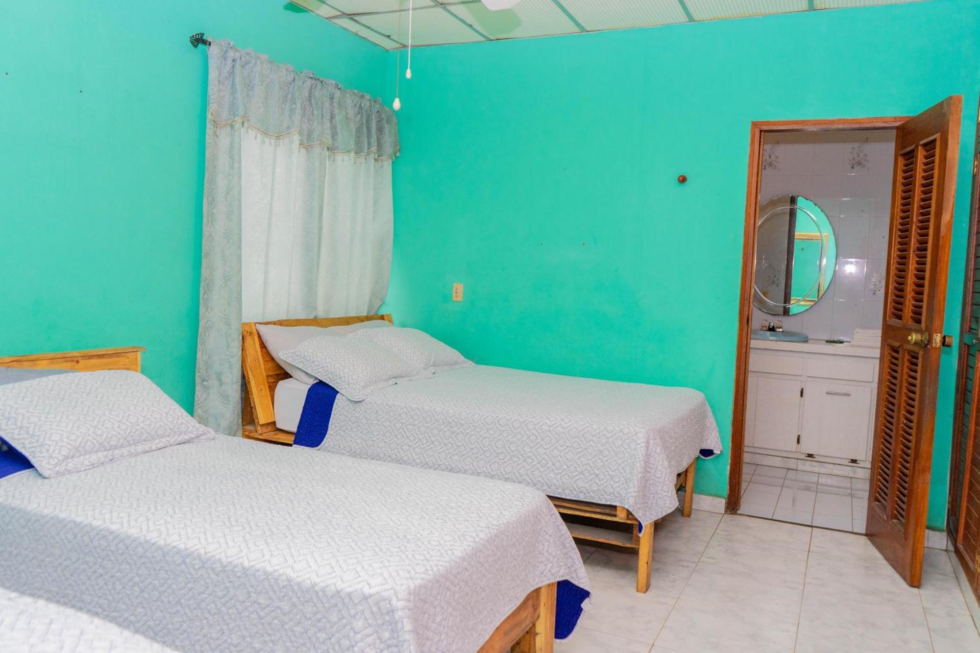 Hostal Familiar Argenal - David Kültér fotó