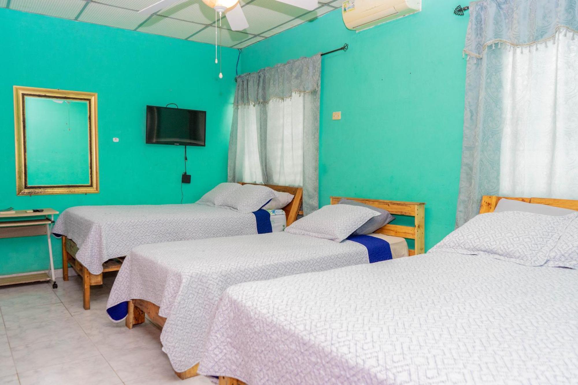 Hostal Familiar Argenal - David Kültér fotó